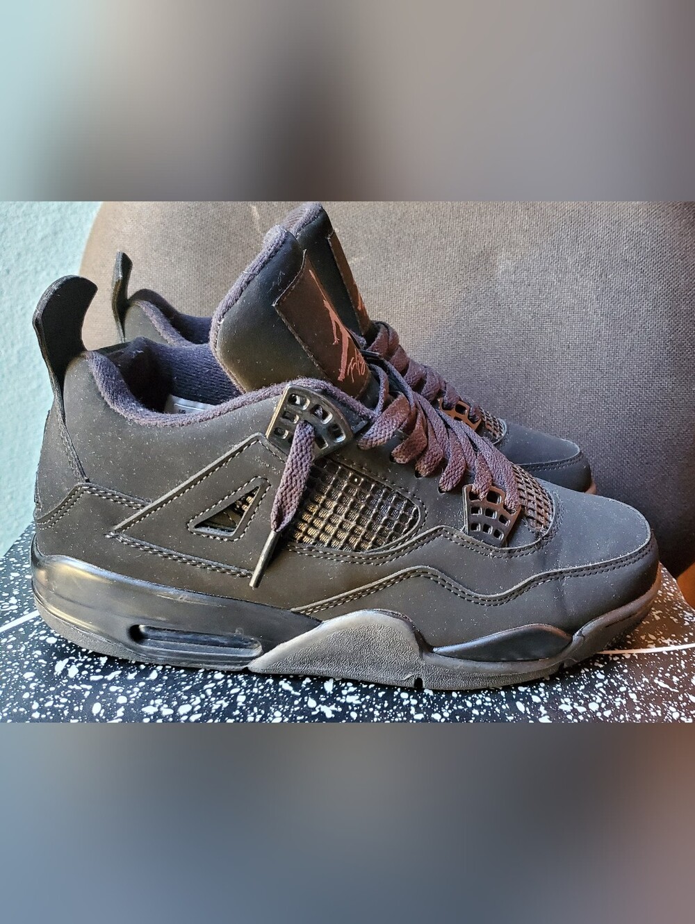 Jordan 4 Retro Black Cat. Size 8.5